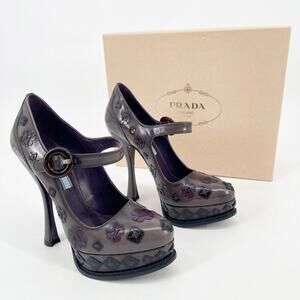 Prada Gray Leather Floral Applique Mary Jane Retro Chunky Platform Heels IT 36.5